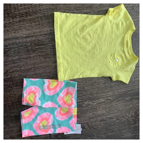 Carter’s 2T Yellow Tee come with matching colorful heart shorts - Picture 2 of 4